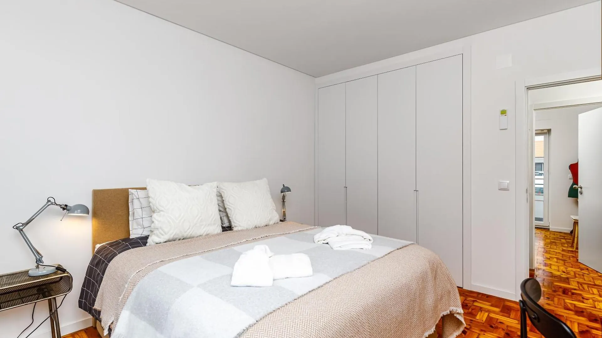 شقة Augusto - A Family House With Pool In The Heart Of Lisboa